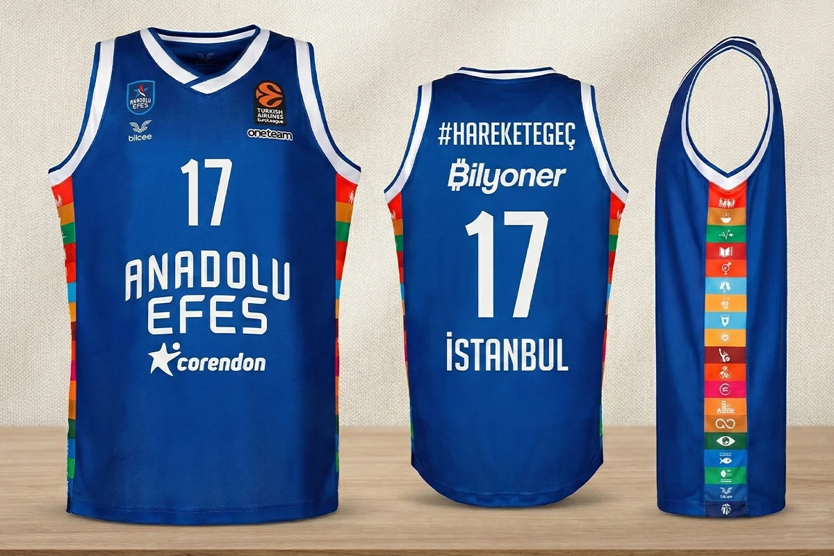 Anadolu Efes x Bilcee 2022–2023 Sezonu Hayalet Ürün Fotoğraf Çekimi